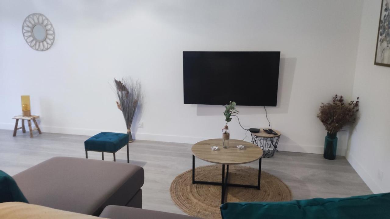 Апартаменти Calypso- Grand T3 70 M2 - Arrivee Autonome - Parking Prive Gratuit Мелен Екстер'єр фото
